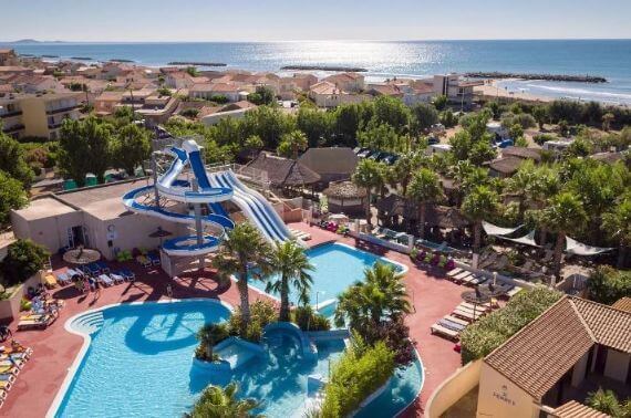  La plage et le bord de mer