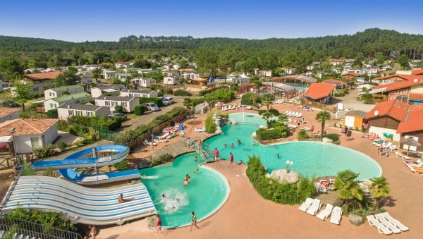 Camping 5* Tohapi Les Vignes toboggans