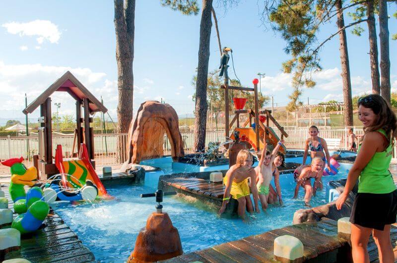 club enfant camping corse
