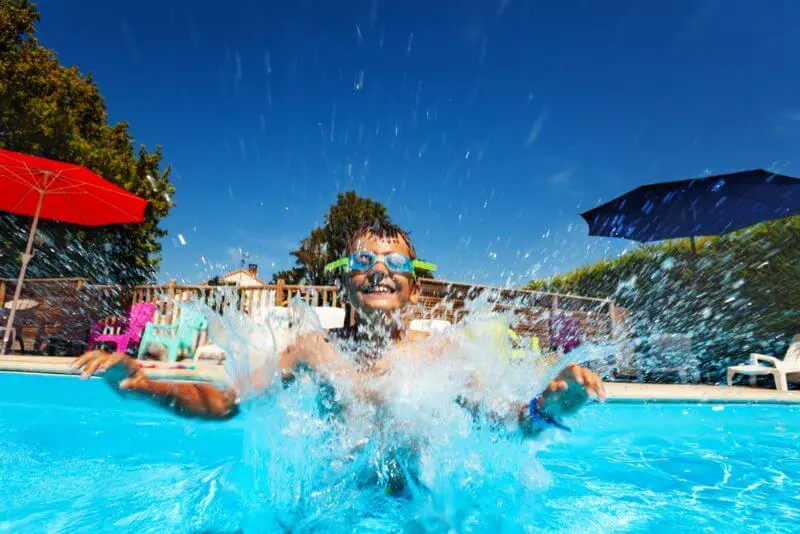 camping piscine
