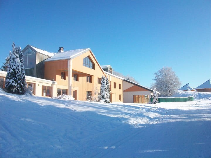 village vacances cap france chalet de la haute joux